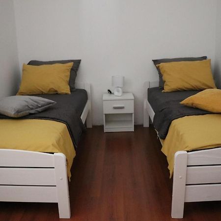 Nona Lili Apartment イゾラ エクステリア 写真