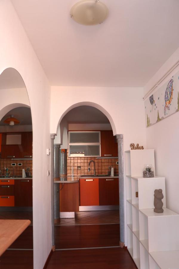 Nona Lili Apartment イゾラ エクステリア 写真